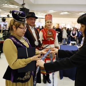  Kultuuririkkuse gala Eesti ja teiste rahvuste kogukonnadaega Viru Keskuses.